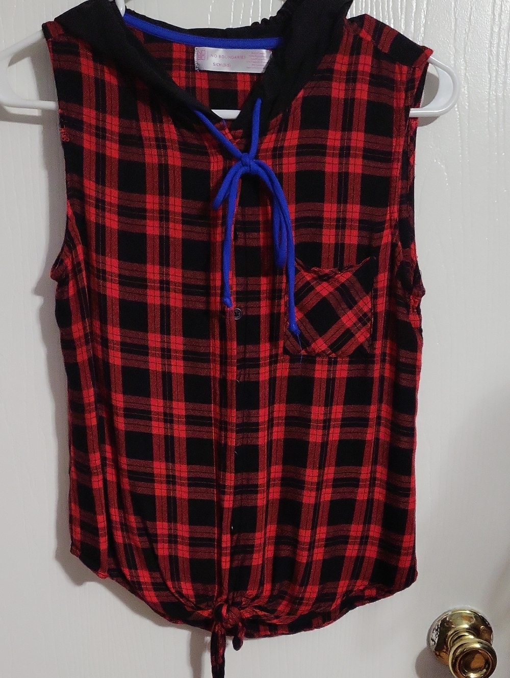 Shirt-No Boundaries Red and Black Plaid Sleeveless Hooded Tank #3196